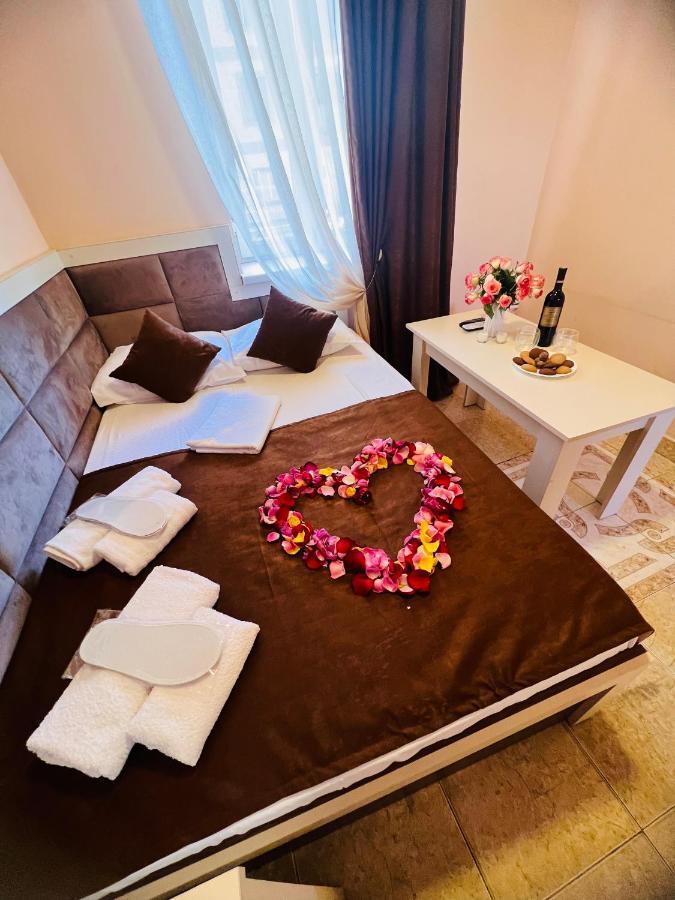 יירבאן Marnar Hotel מראה חיצוני תמונה